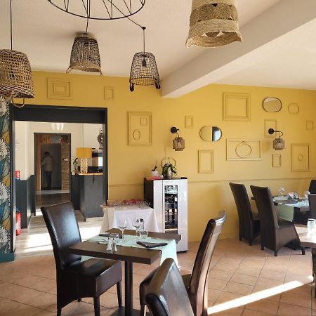 Logis Hotel Restaurant L'Escapade ลามาสต์ ภายนอก รูปภาพ