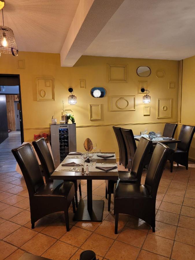 Logis Hotel Restaurant L'Escapade ลามาสต์ ภายนอก รูปภาพ