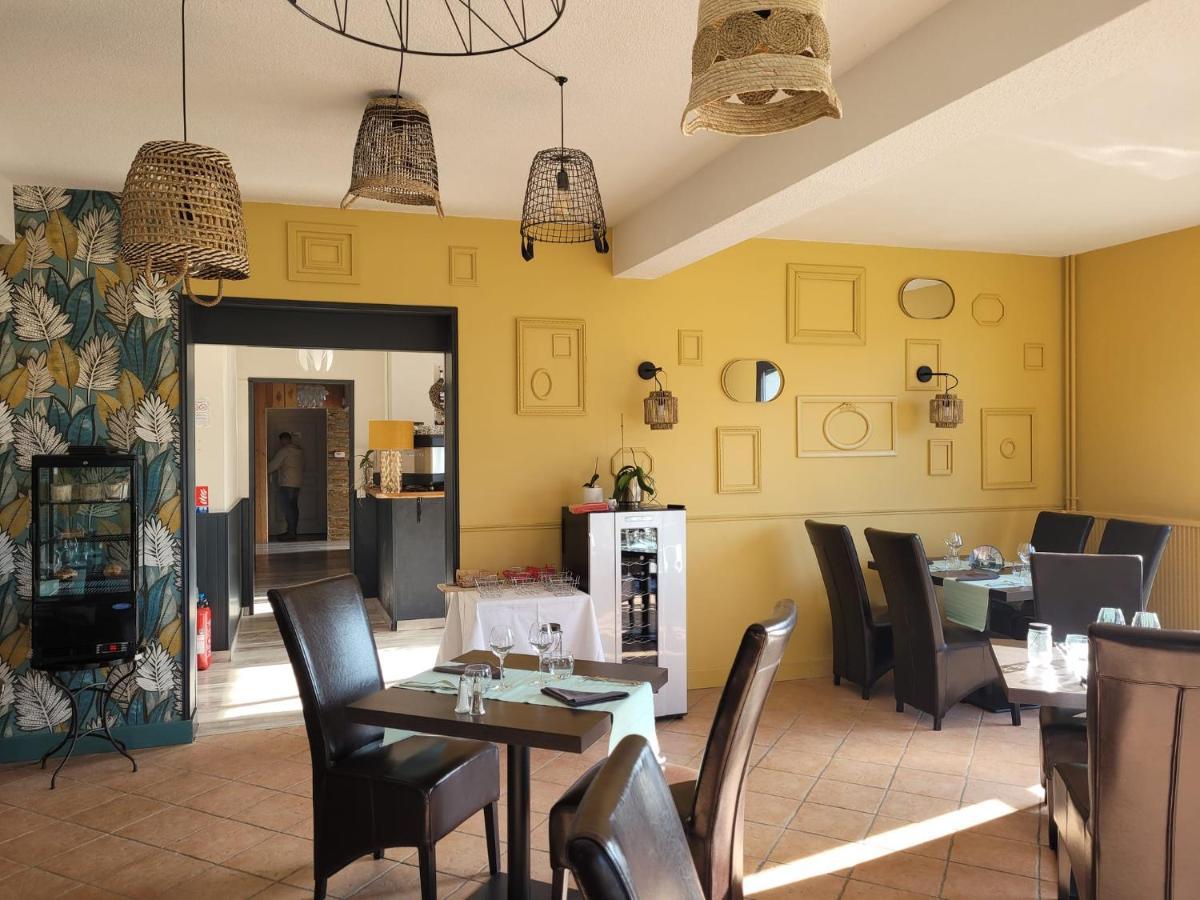Logis Hotel Restaurant L'Escapade ลามาสต์ ภายนอก รูปภาพ