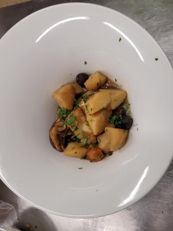 Logis Hotel Restaurant L'Escapade ลามาสต์ ภายนอก รูปภาพ