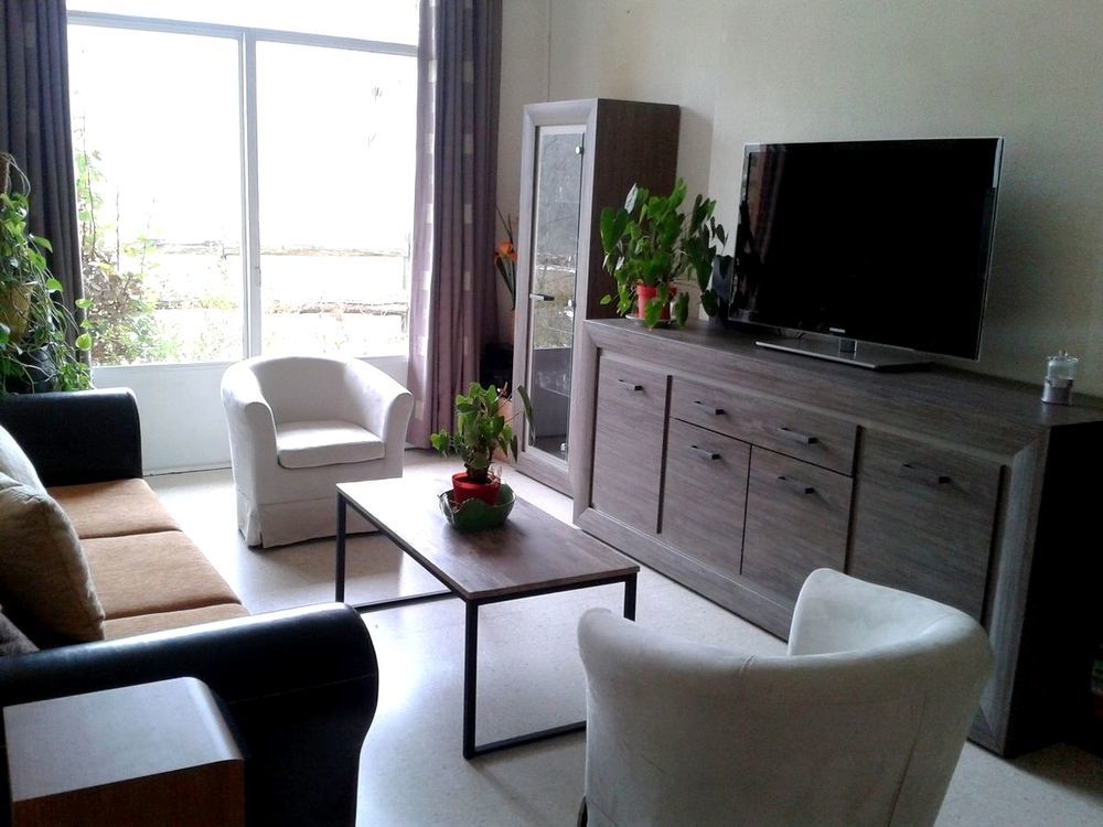 Logis Hotel Restaurant L'Escapade ลามาสต์ ภายนอก รูปภาพ